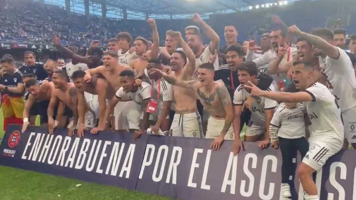 El Albacete subió a Segunda División después de una final apasionante en casa del Deportivo de La Coruña.