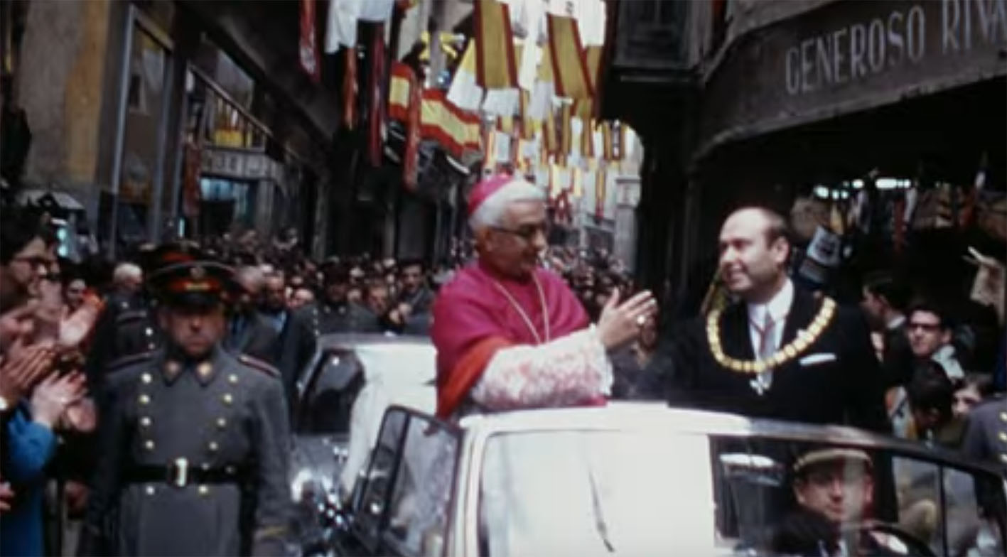 El cardenal Tarancón, durante su recibimiento en Toledo en 1969.
