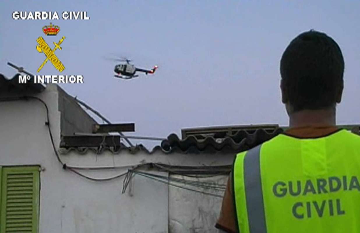 La operación de rescate incluye un helicóptero de la Guardia Civil. Foto de archivo de la Guardia Civil de Guadalajara.