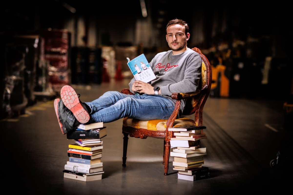 Sergio Querencias, un talento literario premiado por su empresa, Amazon. Foto: Miguel Ángel Rubio/Amazon.