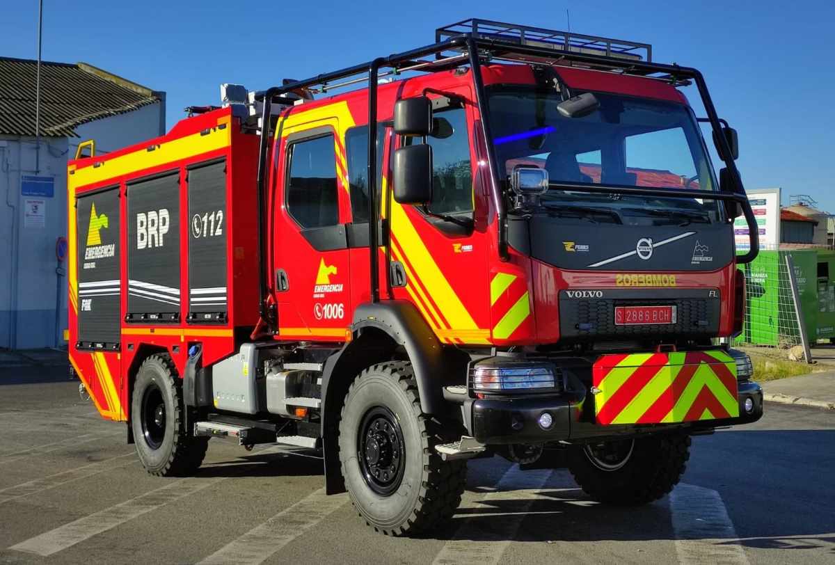 Camión de los Bomberos del SCIC de Ciudad Real. Foto: @emergencia1006.