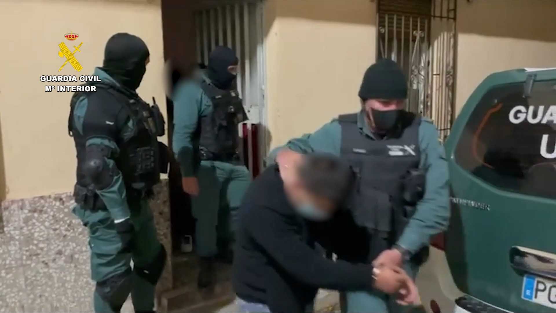 Detención extorsionadores inmigrantes en Madrigueras
