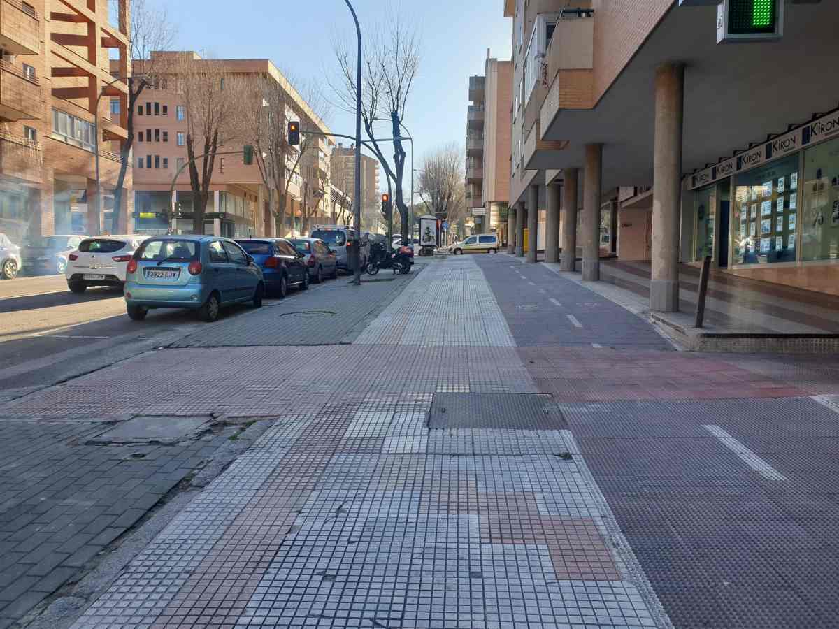 Calle Julián Besteiro en Guadalajara.