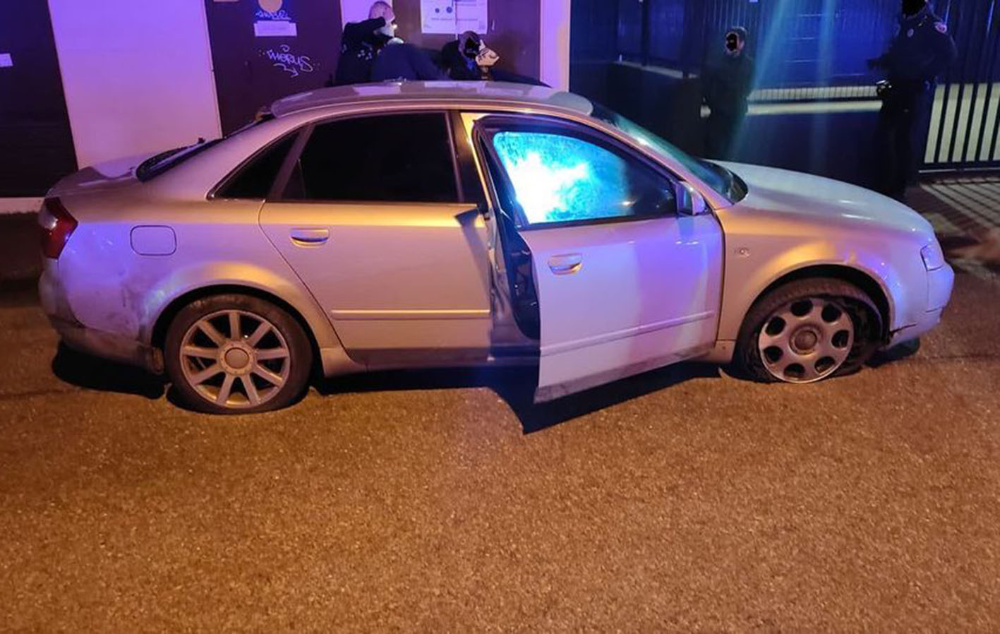 El coche en el que iban los dos detenidos. Foto: Facebook de la Policía Local de Illescas.