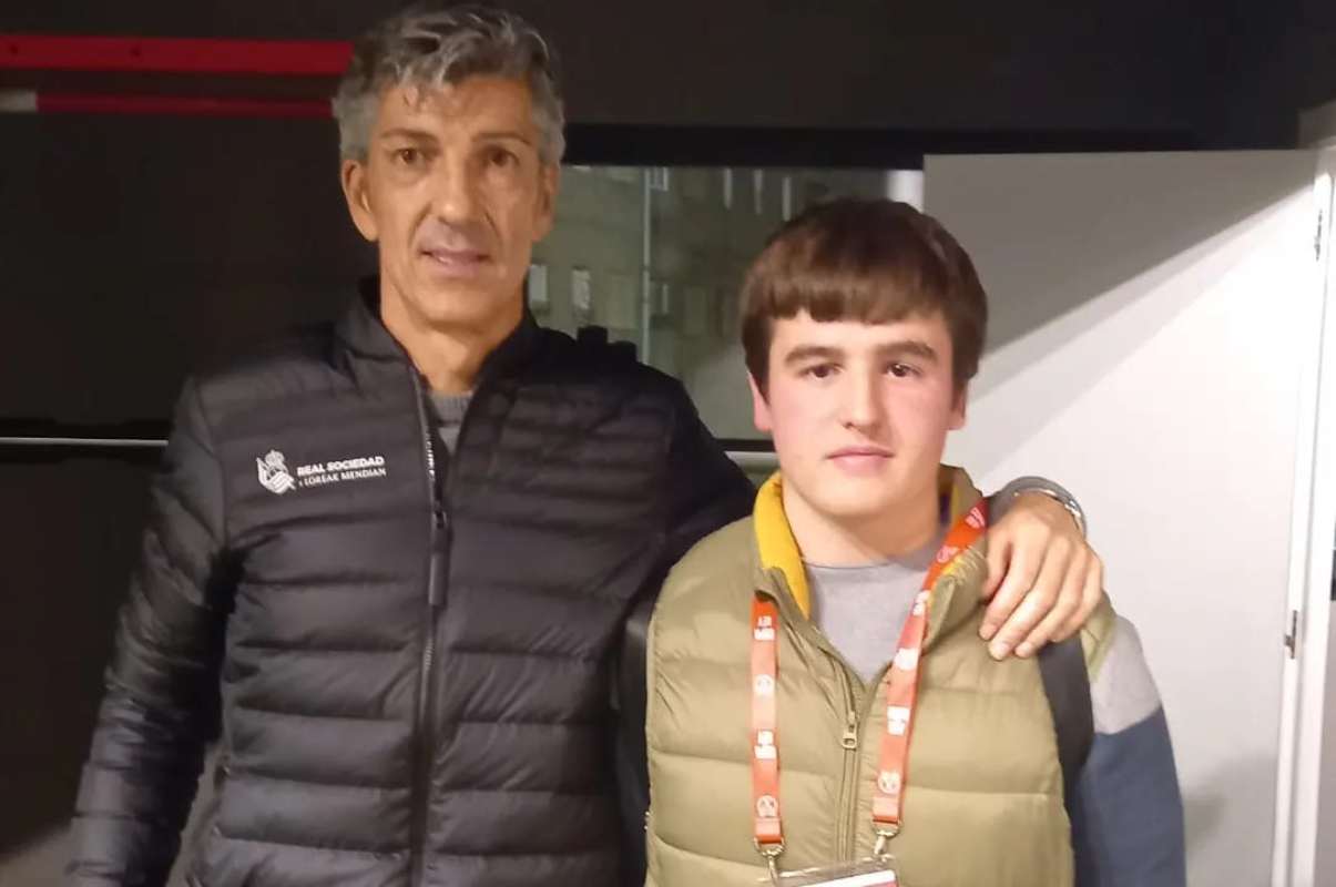 Mario Peñalver, junto a Imanol, entrenador de la Real Sociedad.