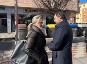 Paco Núñez, presidente PP de Castilla-La Mancha, con Ana Guarinos, candidata del PP por Guadalajara