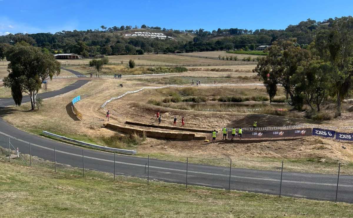 Circuito de hierba de Bathurst que acogerá el Mundial de cross. Foto: @atletismoRFEA.