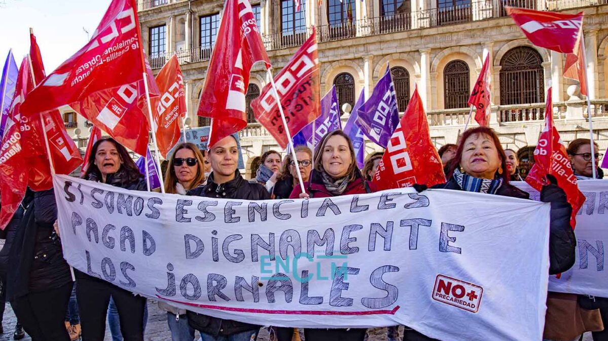 concentracion-trabajadores-limpieza-ayuntamiento-toledo23-23