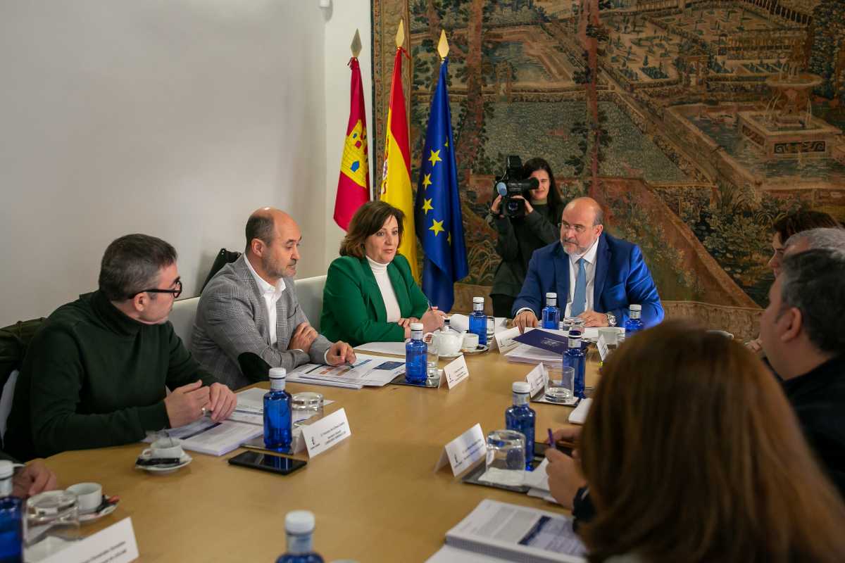 Pleno del Consejo del Diálogo Social, celebrado hoy en Toledo.