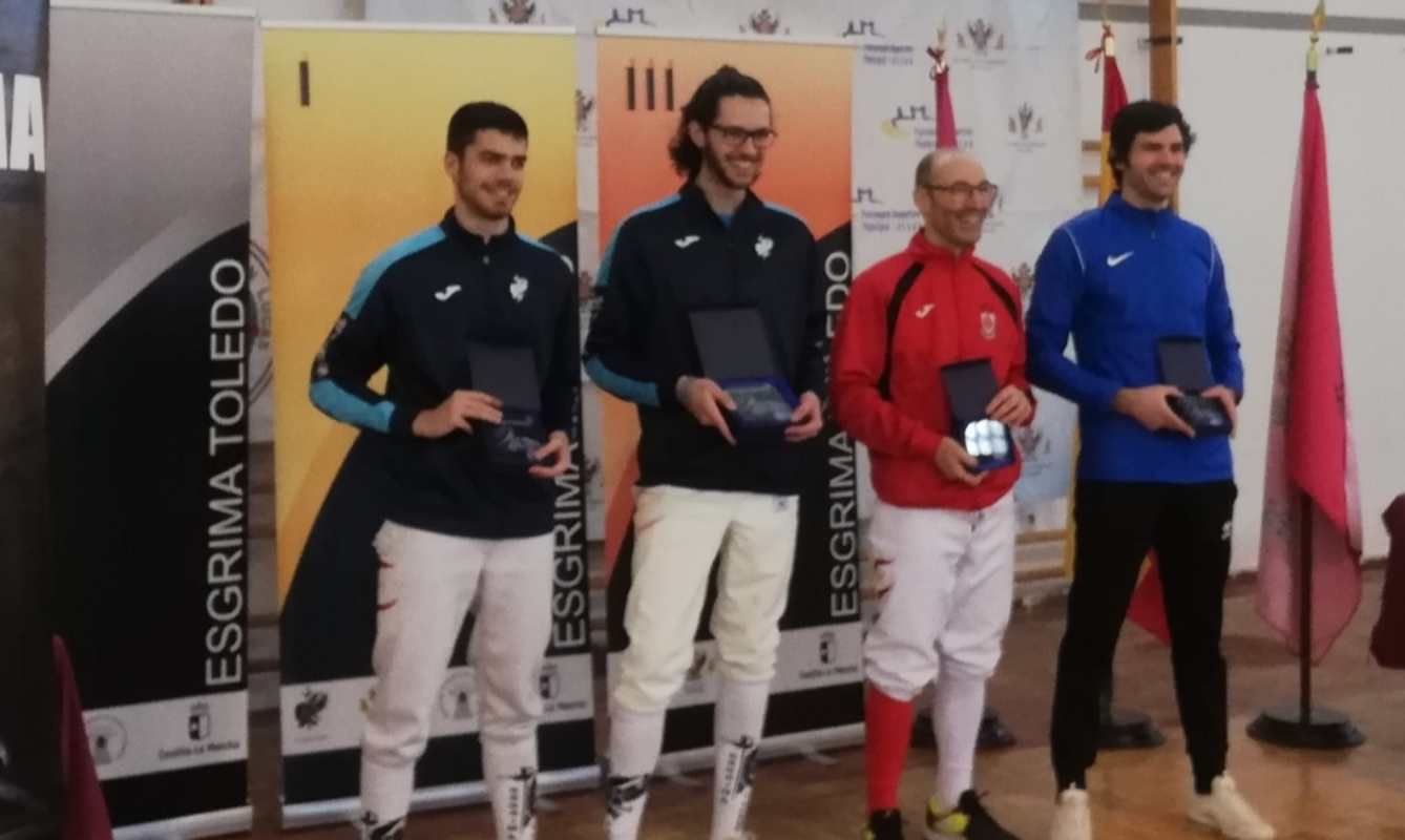 Podio masculino del Regional de esgrima celebrado en Toledo.