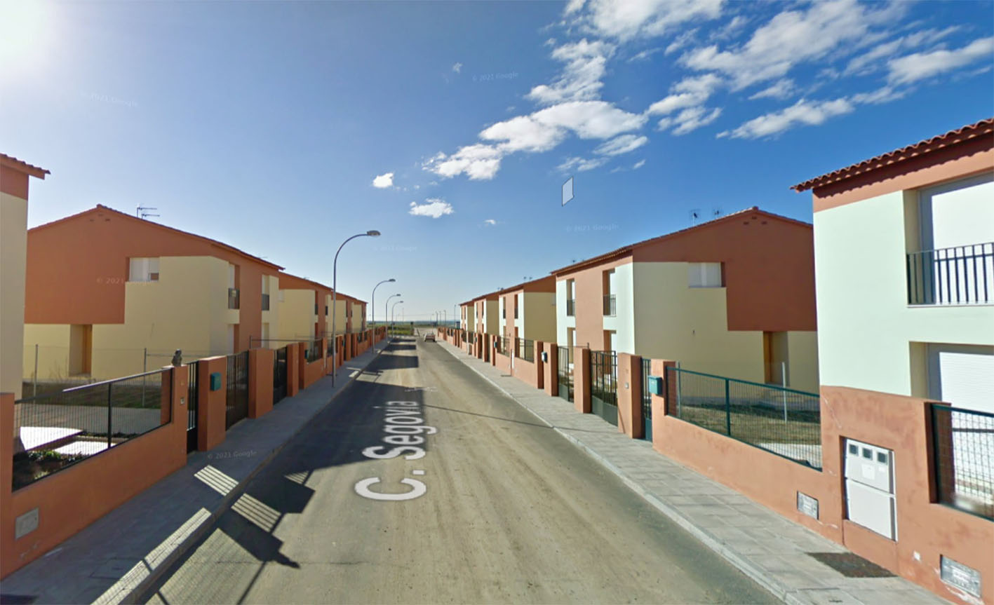 Image de archivo de la calle Segovia, en Novés.