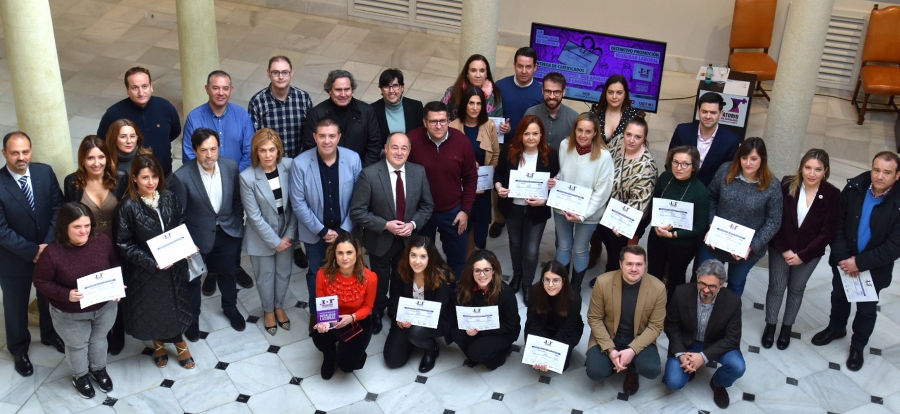 Albacete reconoce a 43 empresas por su compromiso por acabar con las desigualdades de género en el ámbito laboral.