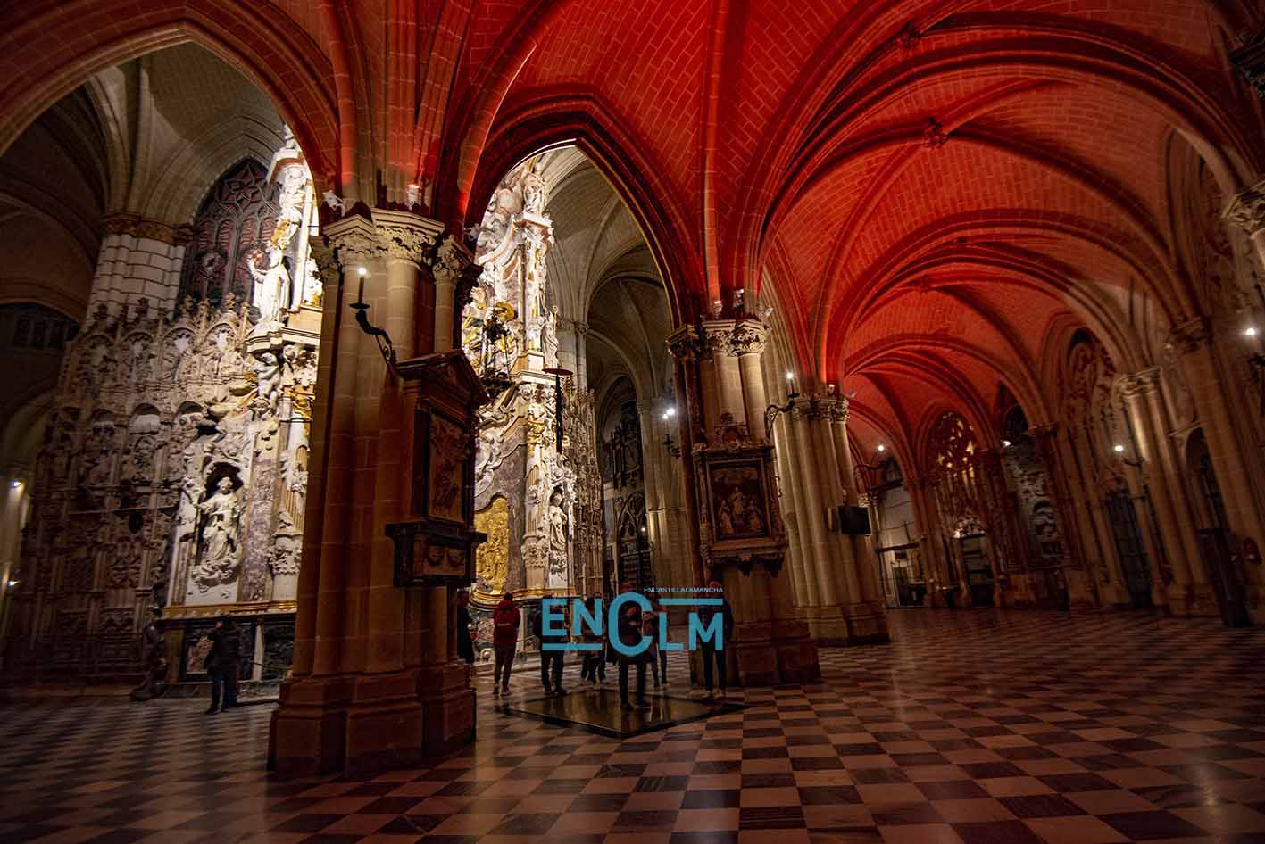 La Catedral de Toledo, por la noche. Realmente impresionante. Foto: Rebeca Arango.