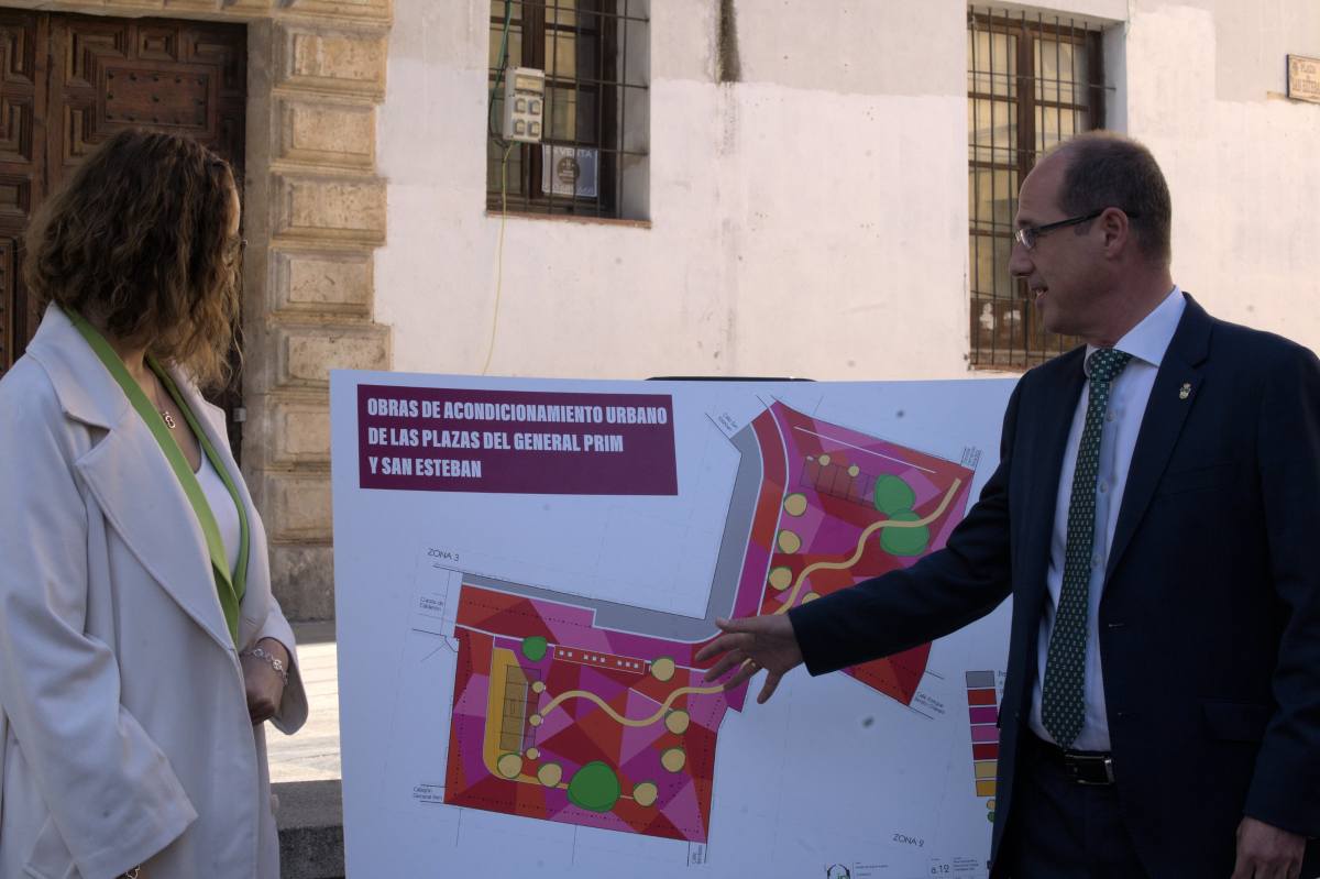 Alberto Rojo, alcalde de Guadalajara y Sara Simón concejala de Casco Histórico