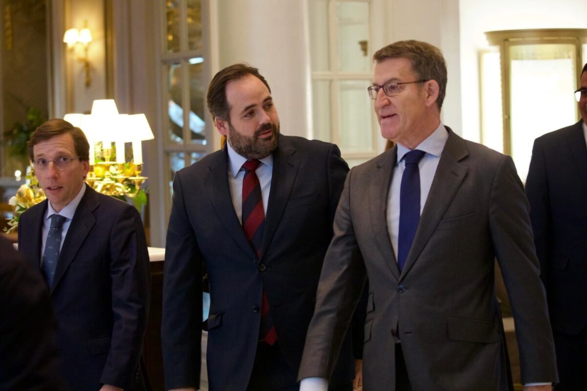 El presidente del PP, Alberto Núñez Feijóo y el presidente del PP de CLM, Paco Núñez.