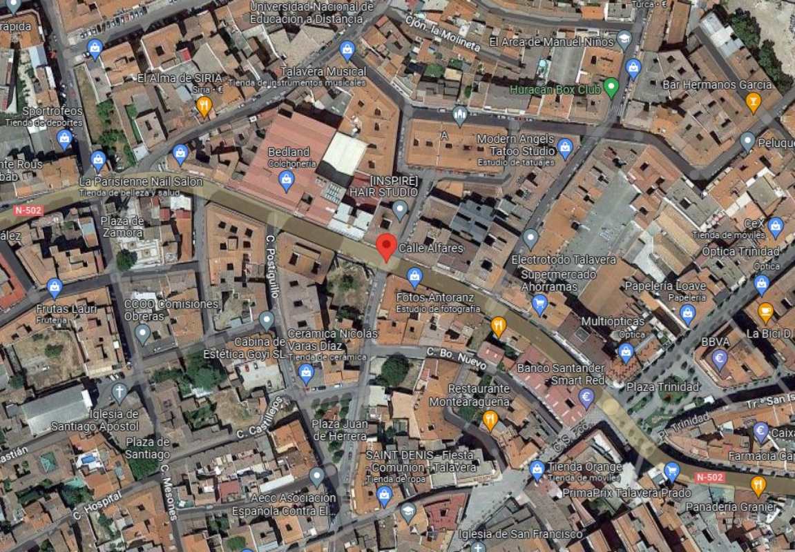 Calle Alfares, donde hubo un accidente laboral en Talavera. Imagen: Google Maps.
