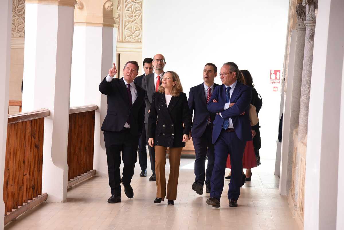 Emiliano García-Page, Nadia Calviño, Juan Alfonso Ruiz Molina, entre otros.