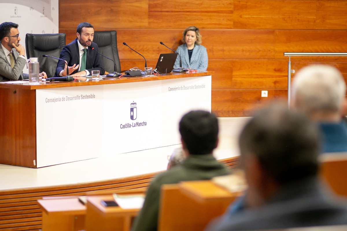 Escudero, presentando las novedades en torno a la Red de Áreas Protegidas de CLM.