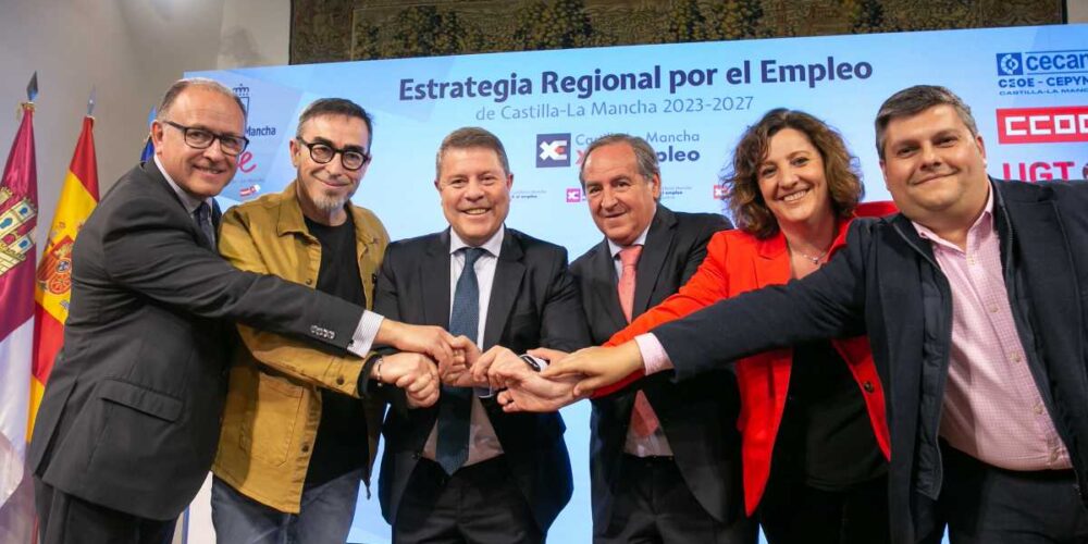 Firma de la Estrategia Regional por el Empleo 2023-2027 de Castilla-La Mancha.