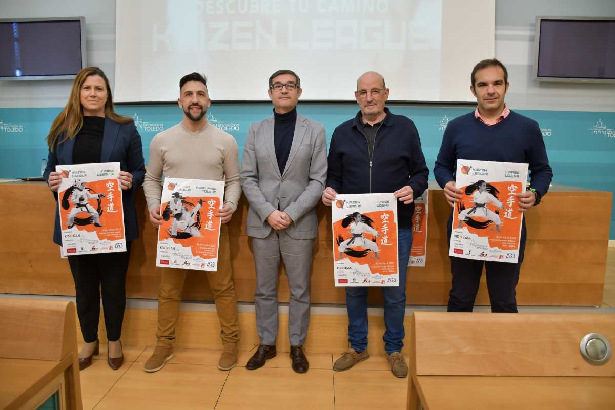 Participantes en la presentación de la I Liga de Kárate de la provincia de Toledo.