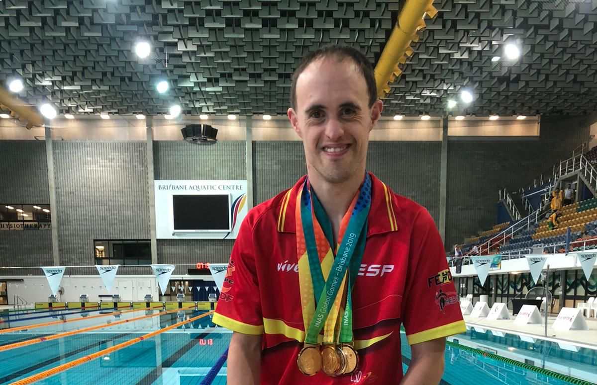 Luis Serrano (CD Adapei, en una foto de otra competición) logró tres medallas de oro y la mínima para el Mundial.