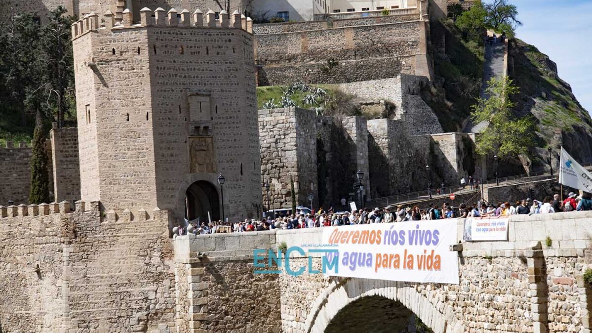 Imagen de archivo de una manifestación convocada por la Plataforma de Toledo en Defensa del Tajo. Foto: Rebeca Arango.