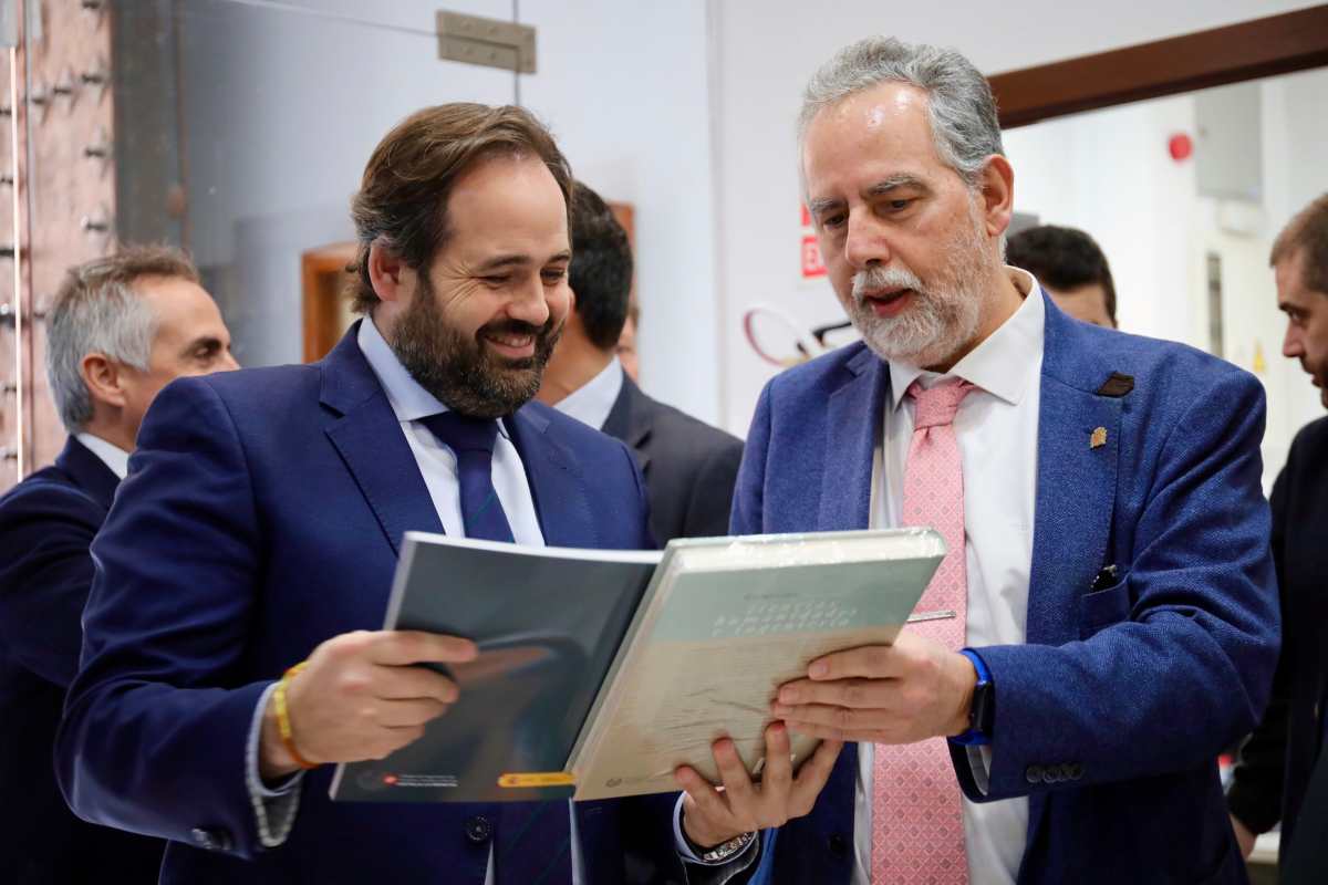 Paco Núñez estuvo en un desayuno organizado por el Colegio de Ingenieros de Caminos, Canales y Puertos.