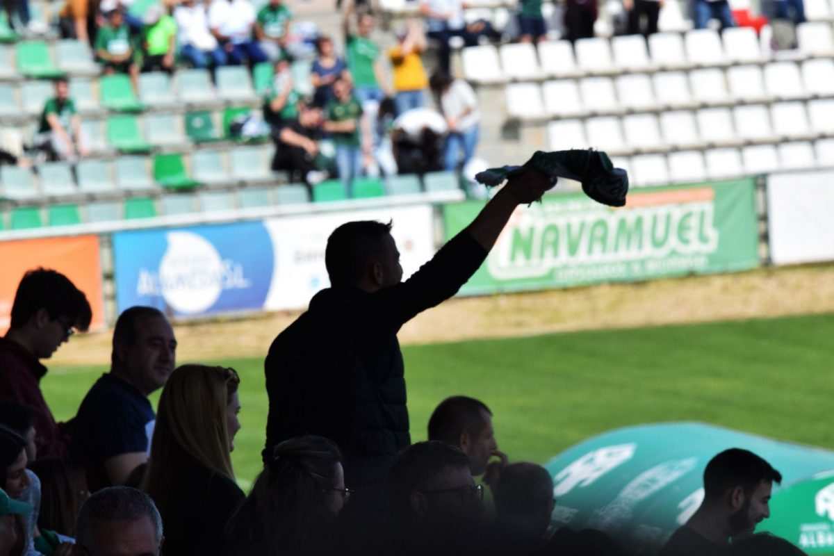 La pugna por regir los destinos del fútbol regional.