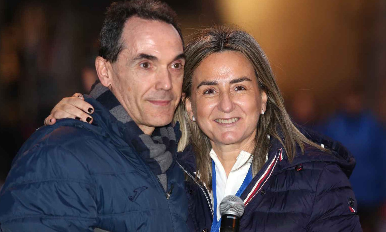 Carlos Vega, junto a Milagros Tolón.