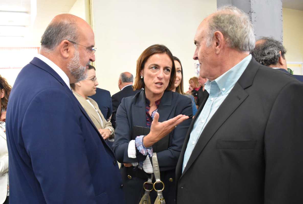 Guijarro (izquierda) asistió a la clausura de la asamblea anual de Asaja Cuenca.