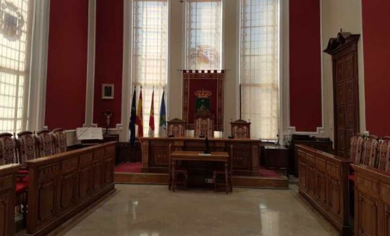 Salón de plenos del Ayuntamiento de Hellín.