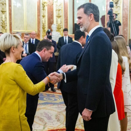 "Un gran honor. La primera vez que pude saludar a SM el Rey Felipe VI, símbolo de la unidad de España".