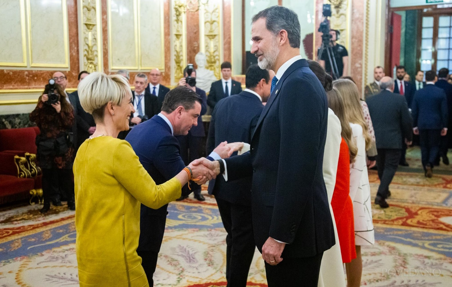 "Un gran honor. La primera vez que pude saludar a SM el Rey Felipe VI, símbolo de la unidad de España".