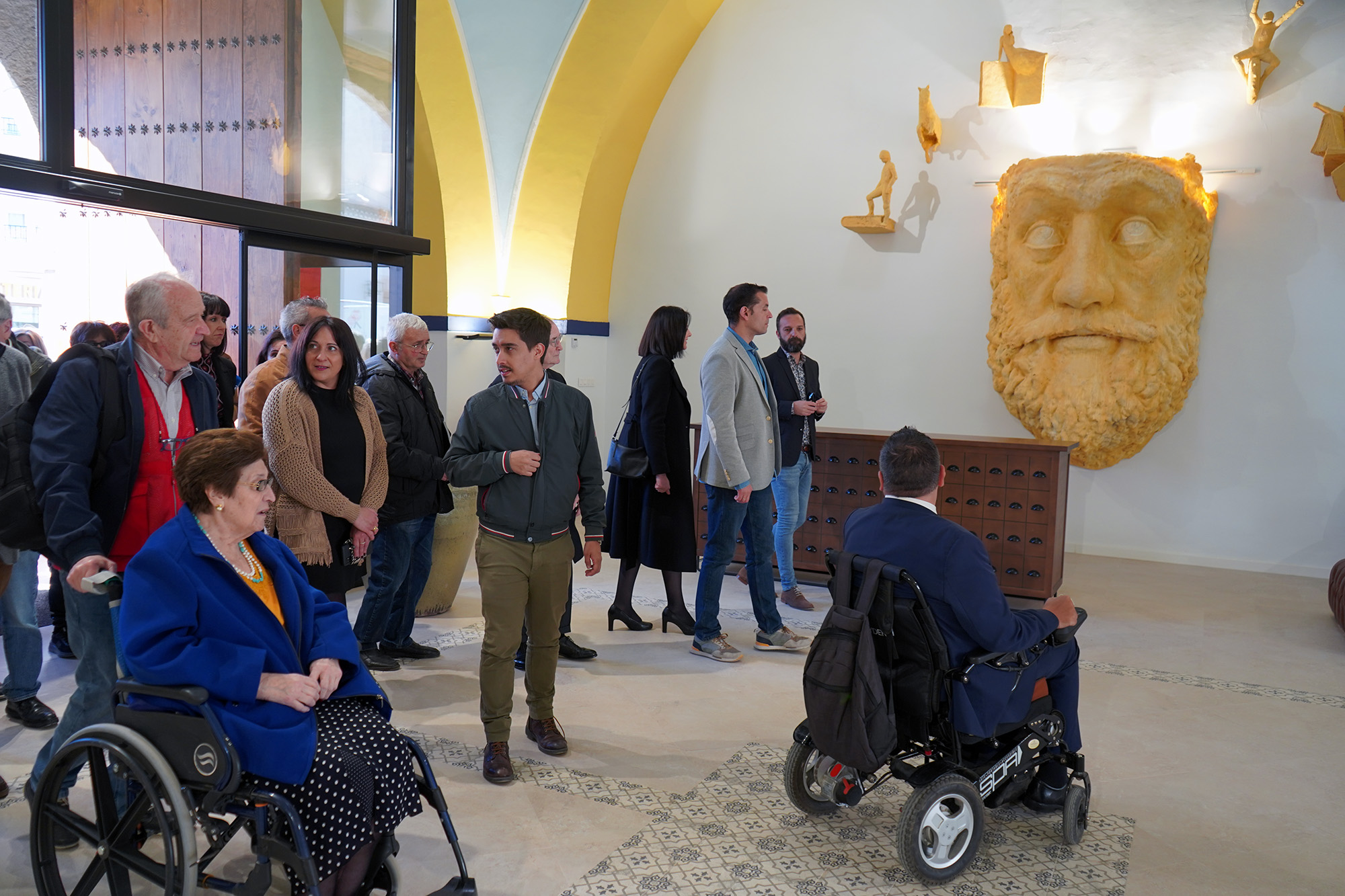 Inauguración de la Posada del Sol en La Roda, Albacete. Imagen del Ayuntamiento de La Roda. 