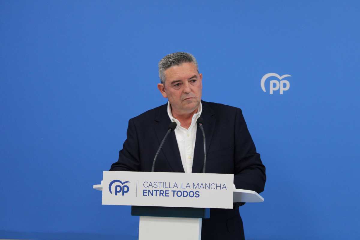 El director del programa electoral del PP regional, Santiago Lucas-Torres.