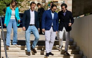 De izquierda a derecha: la senadora Carolina Agudo, el candidato a la Alcaldía de Toledo, Carlos Velázquez, Paco Núñez y Borja Sémper.