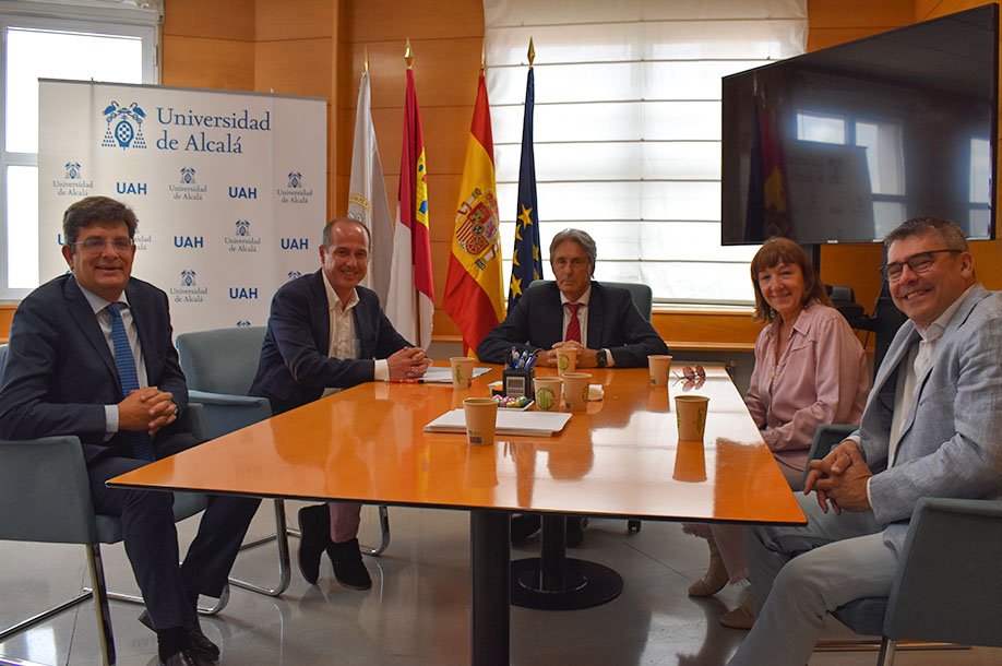 Reunión de Alberto Rojo con la Universidad de Alcalá de Henares