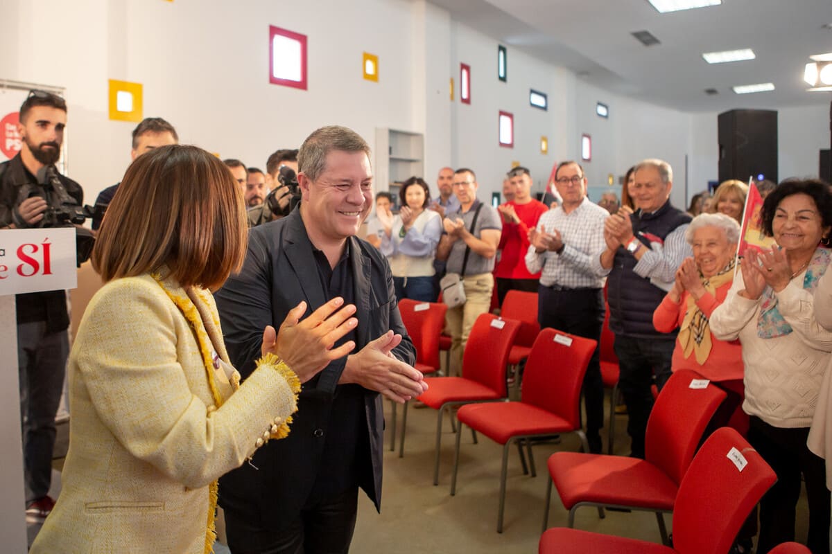 Emiliano García-Page y Charo Navas e Olías del Rey