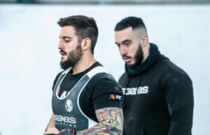 En la foto, Óscar Sánchez, compitiendo, y Guillermo González, de entrenador.