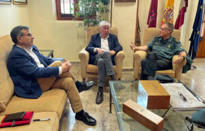 Carlos Ángel Devia, José Manuel Tofiño y Francisco Javier Vélez.