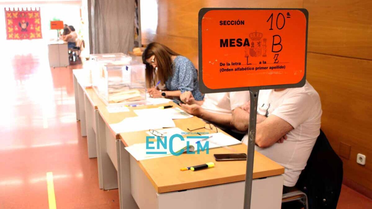 Imagen de una mesa electoral en Toledo el pasado 28 de mayo. Foto: Rebeca Arango.