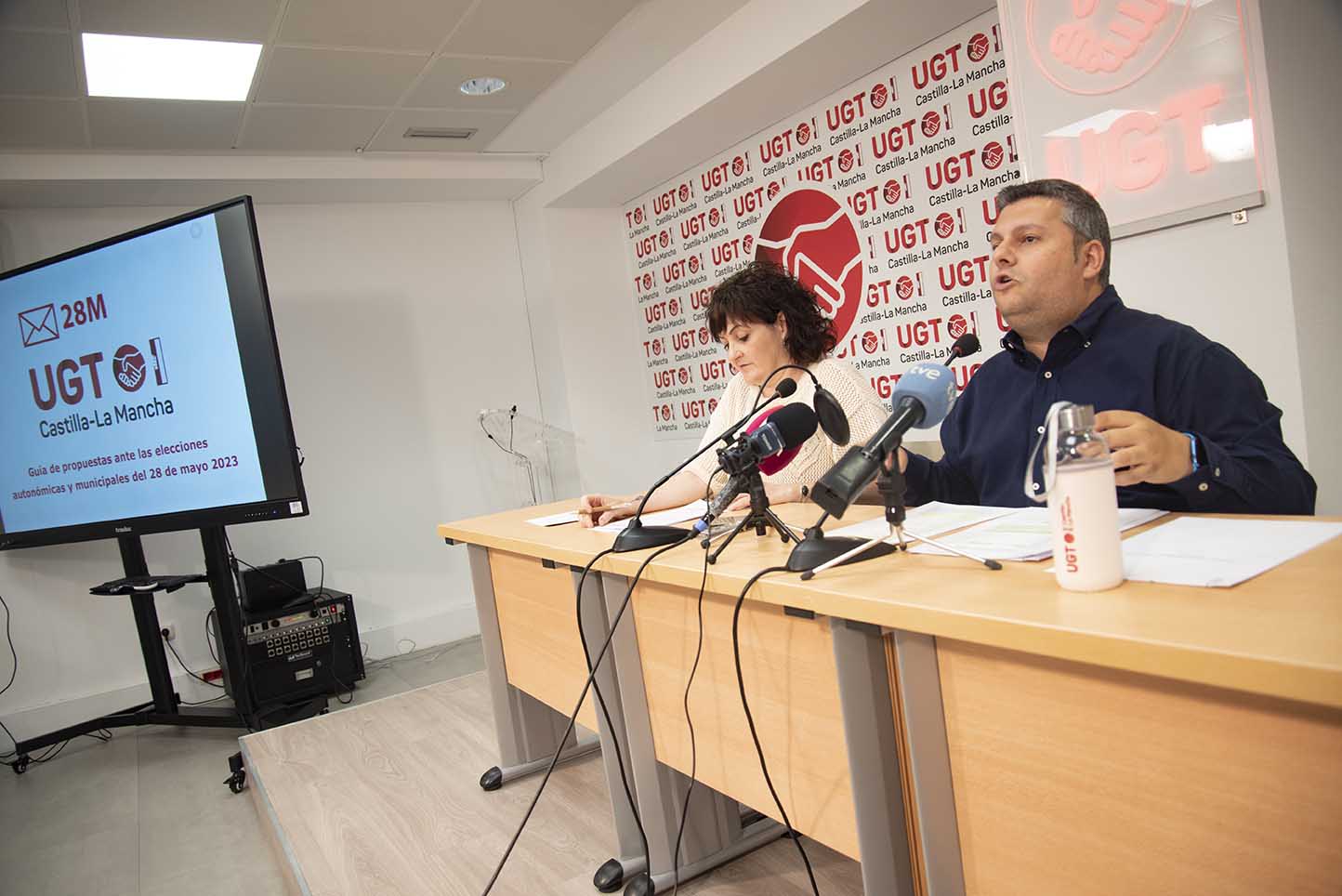 Luis Manuel Monforte, secretario general de UGT CLM, presenta las propuestas electorales