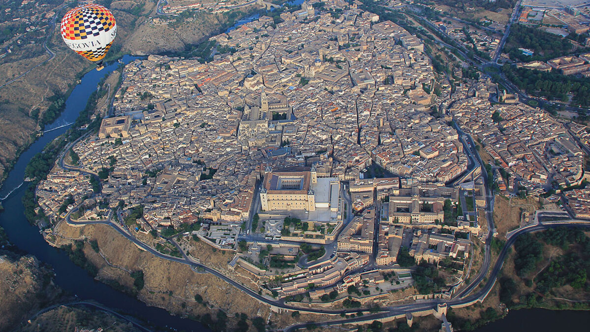 Un paseo en globo por Toledo, todo un espectáculo. Foto: aladinia.com.