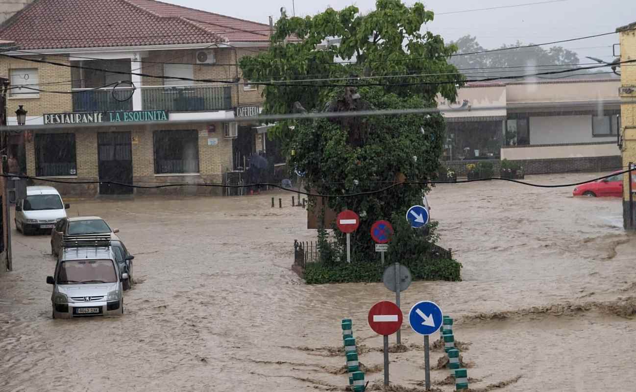 Una riada ha vuelto a inundar Cebolla. Foto realizada por un vecino de Cebolla y publicada por la Cadena Ser.