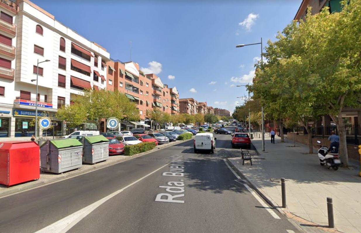 Ronda de Buenavista, en uno de cuyos edificios se ha producido el incendio. Foto: Google Maps.