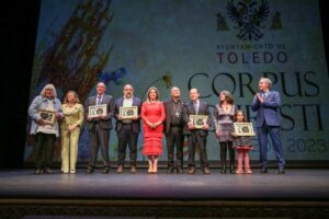 Entrega de las Tarascas de honor del Corpus Christi de Toledo.