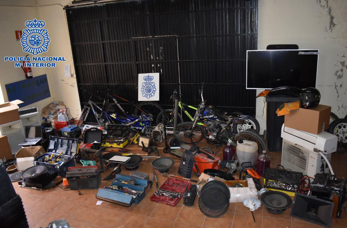 Efectos recuperados de los robos en un hotel en desuso en Alcázar de San Juan.