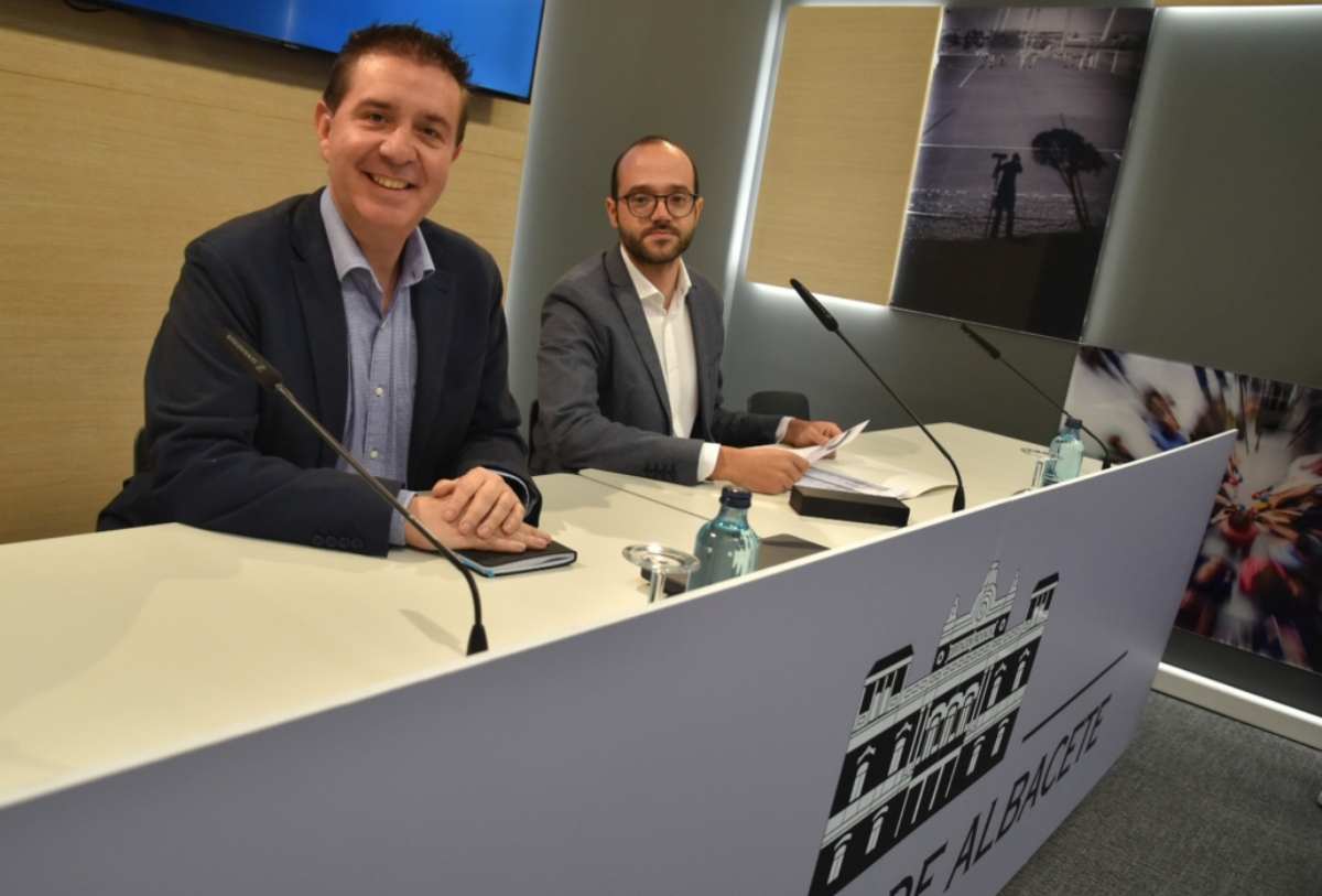 El presidente y el vicepresidente de la Diputación de Albacete, Santiago Cabañero y Francisco Varela.