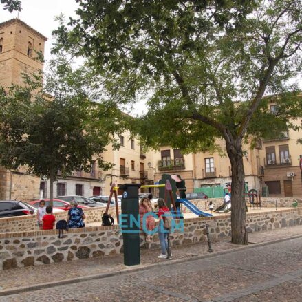 Paseo de San Cristóbal. En uno de sus antiguos palacios se sitúa la leyenda de la Noche Toledana. Foto: Rebeca Arango.