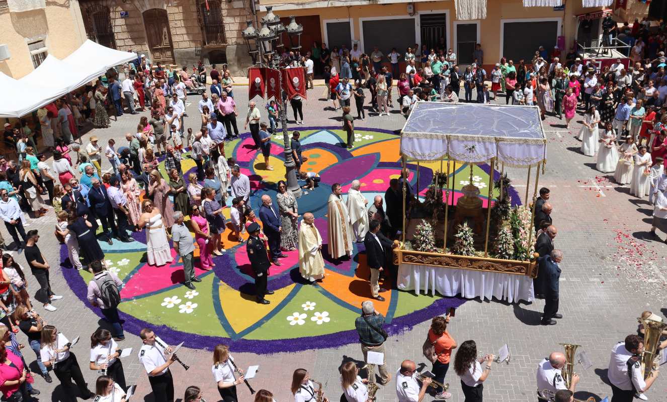 El Corpus de Elche de la Sierra, cada vez más internacional.